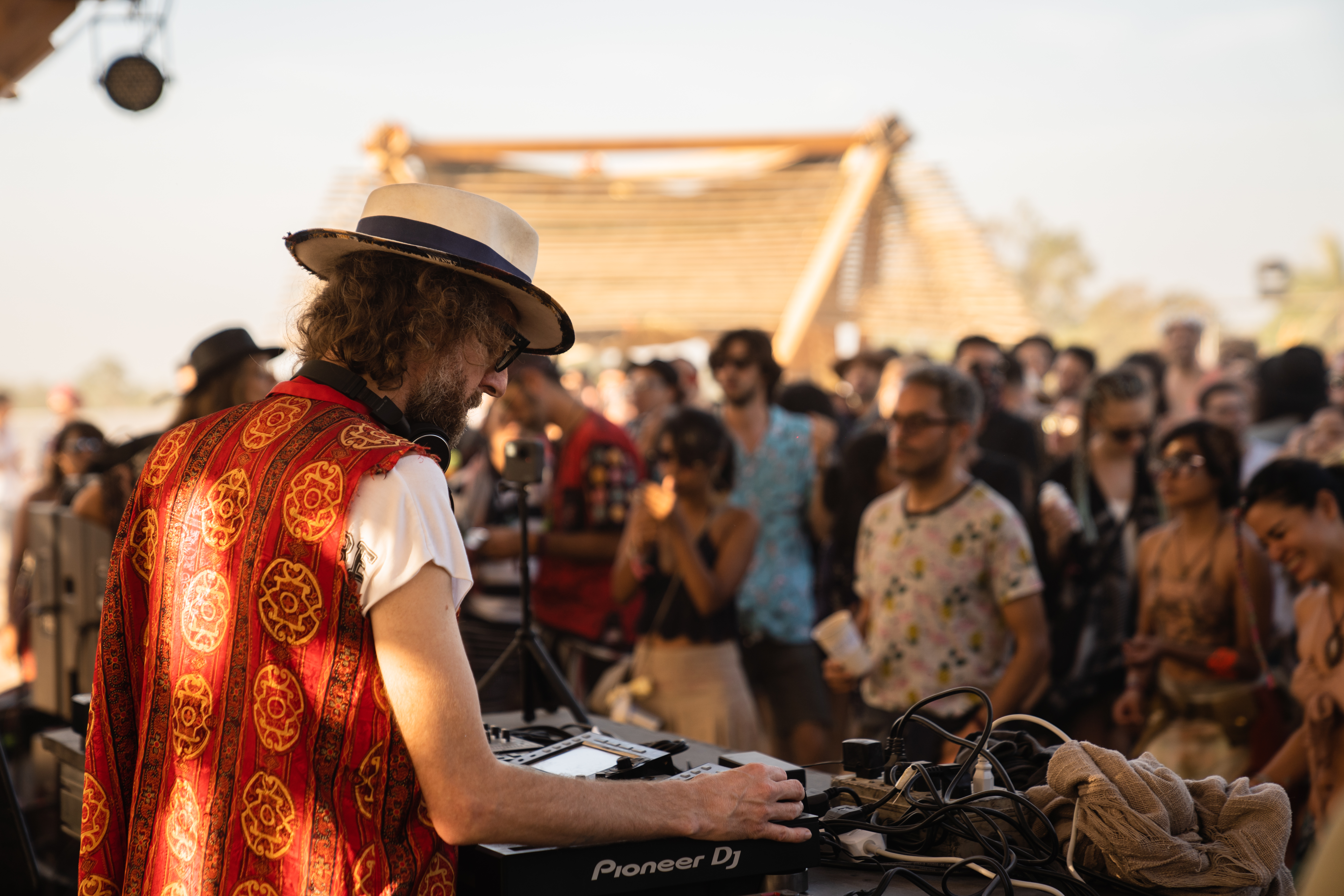 Travel back to Solar Stage